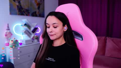 Angelina online show from September 2025 11:14:01 AM