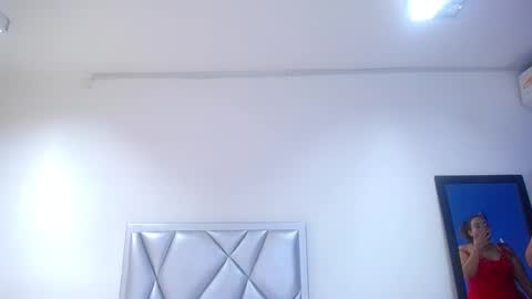 juicy_bignipples18 online show from January 2025 07:49:01 PM