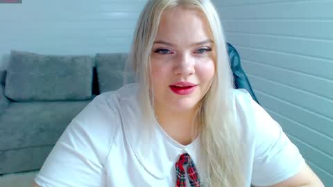 Snapshot of juicy_diana chatting on May 2026 03:55:02 AM Diana For friends simple Di online show from May 2026 03:55:02 AM