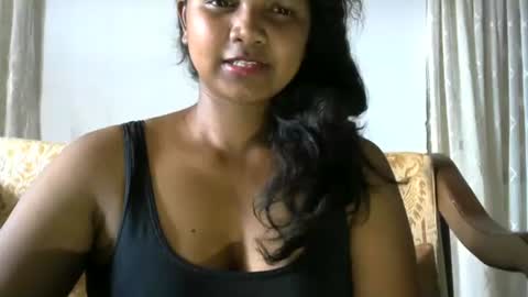 stellah online show from October 2025 10:44:02 AM