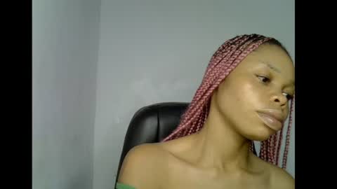 Snapshot of juicy_slut0 chatting on July 2026 10:45:01 PM Champaign online show from July 2026 10:45:01 PM