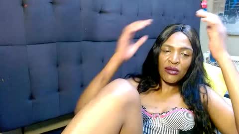 Miss Kay online show from November 2025 05:42:01 PM