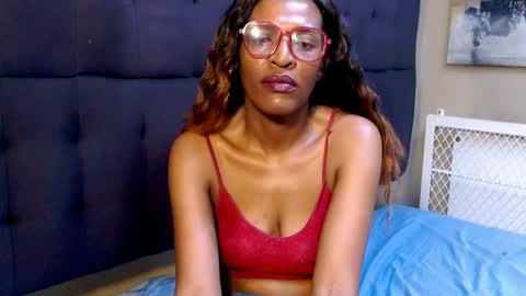 Miss Kay online show from December 2025 03:44:02 AM