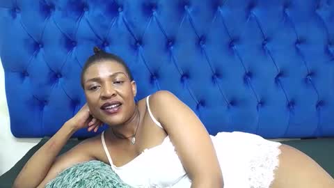 Snapshot of juicykayxxx chatting on May 2026 05:24:01 AM Miss Kay online show from May 2026 05:24:01 AM