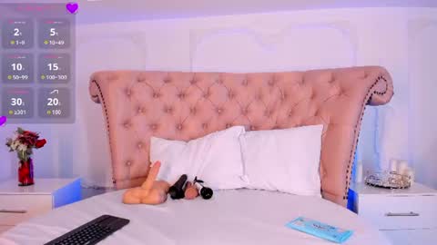 juicykendra online show from July 2026 12:52:01 PM