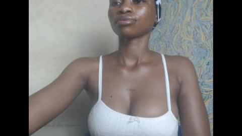 juicypiexx online show from March 2025 11:22:02 PM