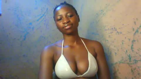 juicypiexx online show from September 2025 08:19:01 PM