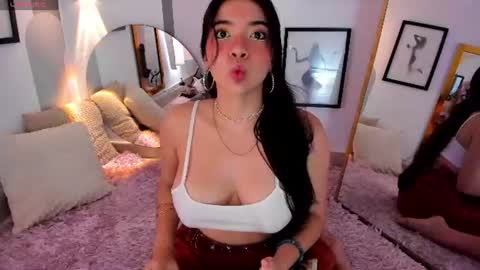 Snapshot of jules_angel_ chatting on June 2026 06:50:01 PM Jules online show from June 2026 06:50:01 PM