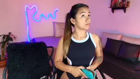 Jules and Gia online show from February 2025 05:13:02 PM