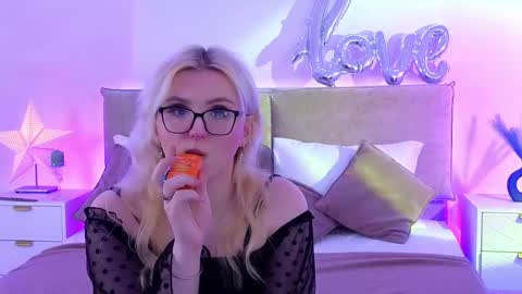 Snapshot of jules_nightt chatting on May 2026 09:10:02 PM Jules Nightt online show from May 2026 09:10:02 PM