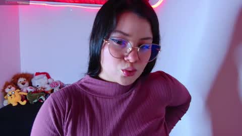 Juliana online show from December 2025 04:18:02 AM