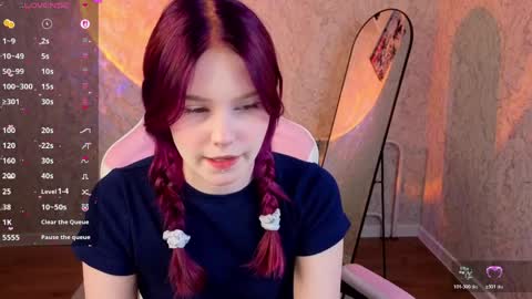 Julia online show from April 2026 01:21:01 AM