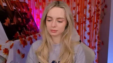 Snapshot of juliabrewwer chatting on November 2025 01:06:01 PM Julia online show from November 2025 01:06:01 PM