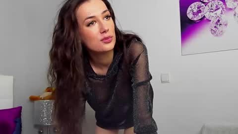 JuliaHunt online show from November 2025 07:01:01 AM