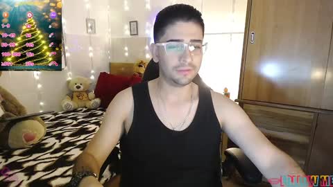 Julian online show from December 2024 02:42:01 AM