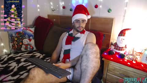 Julian online show from December 2024 01:01:02 AM