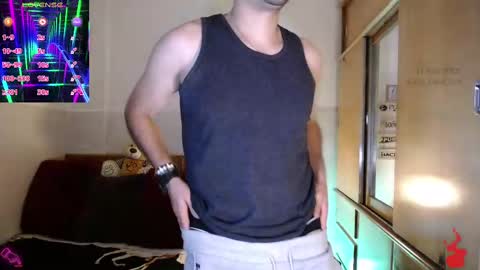 Julian online show from February 2025 11:22:02 PM