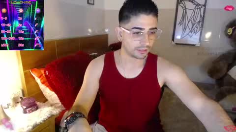 Julian online show from March 2025 03:20:01 PM