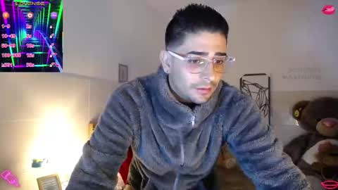 Julian online show from March 2025 01:34:02 AM