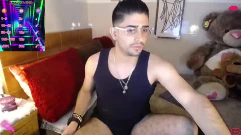 Julian online show from March 2025 12:38:01 AM