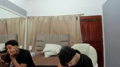 julian billy online show from February 2025 02:49:01 PM