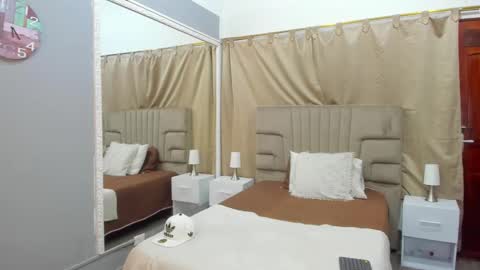 julian billy online show from February 2025 11:23:02 AM