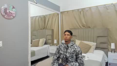 julian billy online show from February 2025 11:20:02 AM