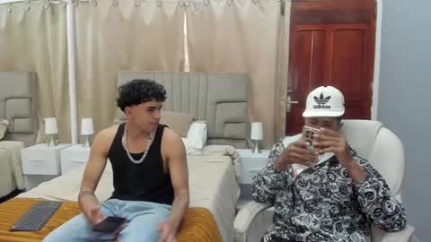 julian billy online show from March 2025 06:08:02 PM