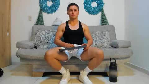 julian_wallace online show from December 2024 03:34:01 AM