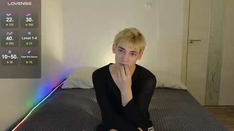 Snapshot of julian_win chatting on April 2026 09:39:01 PM Eren online show from April 2026 09:39:01 PM
