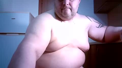 Snapshot of julianoparno chatting on June 2026 12:02:02 AM Juliano online show from June 2026 12:02:02 AM