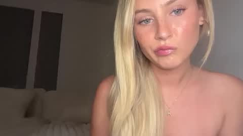 Snapshot of juliaxjackson chatting on November 2025 01:38:02 AM Julia Jackson online show from November 2025 01:38:02 AM