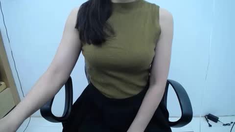 Snapshot of julie9x chatting on April 2026 08:29:02 PM julie9x online show from April 2026 08:29:02 PM