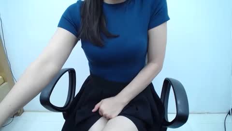 Snapshot of julie9x chatting on May 2026 10:39:02 PM julie9x online show from May 2026 10:39:02 PM