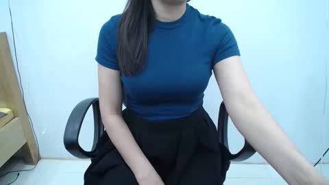 Snapshot of julie9x chatting on May 2026 09:57:02 PM julie9x online show from May 2026 09:57:02 PM