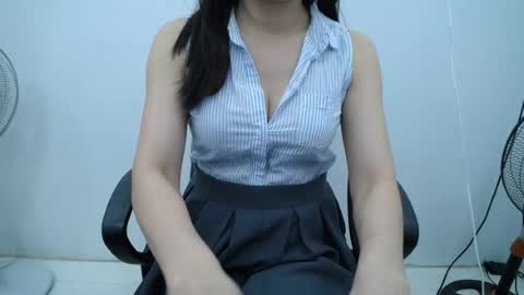 Snapshot of julie9x chatting on June 2026 09:19:02 PM julie9x online show from June 2026 09:19:02 PM
