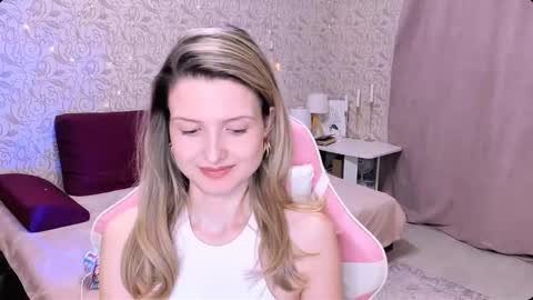 Julie online show from February 2025 06:41:02 PM