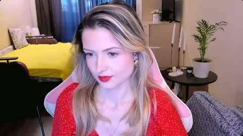 Julie online show from April 2026 02:14:02 PM