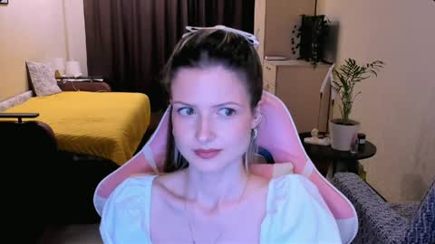 Julie online show from May 2026 04:46:01 PM