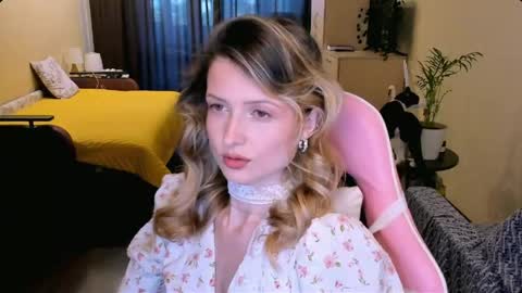 Julie online show from May 2026 02:24:01 PM