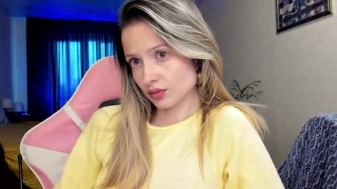 Julie online show from May 2026 01:51:02 PM