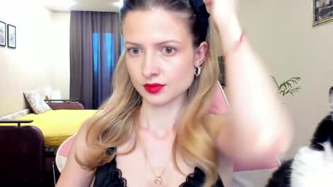 Julie online show from June 2026 02:41:01 PM