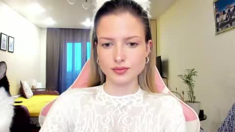 Julie online show from June 2026 02:32:01 PM
