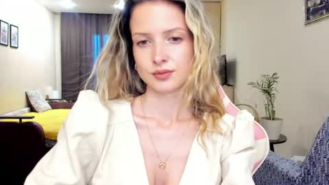 Julie online show from June 2026 02:42:01 PM