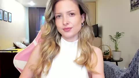 Julie online show from June 2026 01:20:02 PM