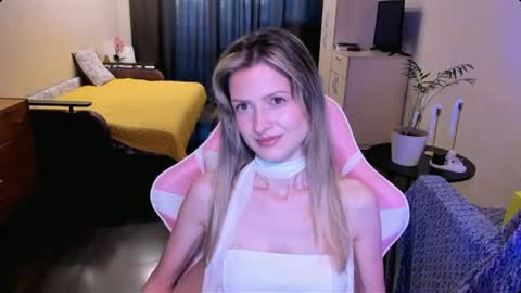 Julie online show from August 2026 03:25:01 PM