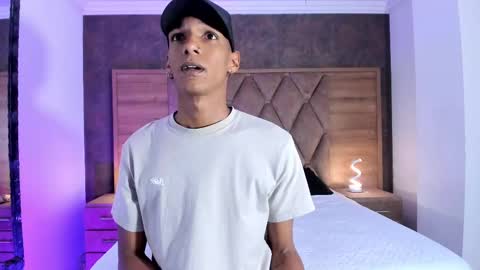 Julien online show from September 2025 11:44:01 AM