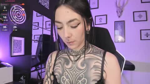 juliet_sourire online show from March 2026 03:51:01 PM