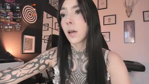 juliet_sourire online show from March 2026 06:57:01 PM