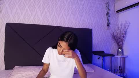 Juli online show from February 2026 07:18:01 PM